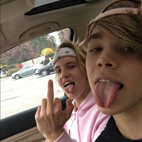 Meet your Posher, Benji - Picture 3 of 3